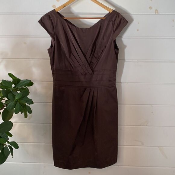 Gorgeous Brown Cap Sleeve Dress Made in Germany - Picture 6 of 16